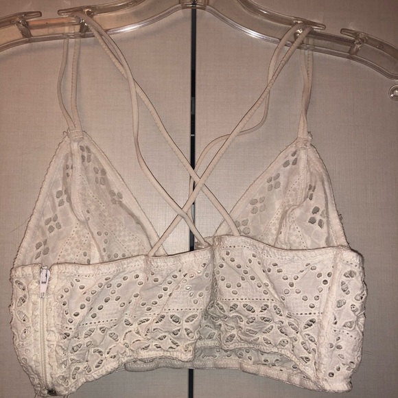 Hollister Bralette! SZ M - Picture 2 of 3